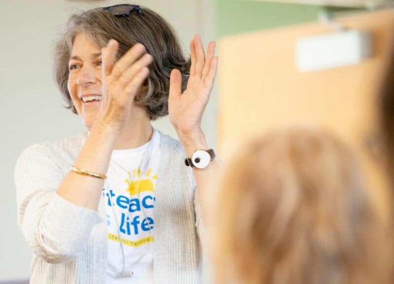 photo of katharine campbell clapping